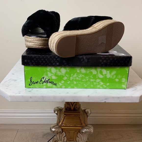 New Sam Edelman Black Faux Fur Sandals US size 7.5M - Picture 4 of 6